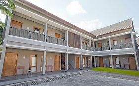 OYO 1369 Griya Damai Syariah